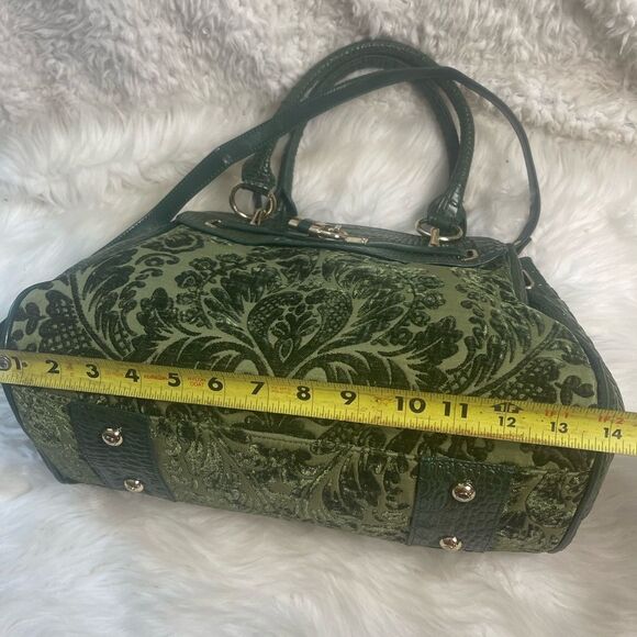 Sharif synthetic croc prints and tapestry olive green satchel/shoulder bag . - Picture 11 of 16